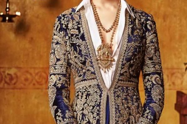 پارچه تافته هندی انتخاب مناسب برای لباس عروس