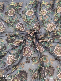 پارچه تور گلدوزی طرح لاله