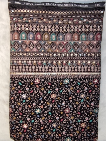 پارچه مخمل سوزندوزی حاشیه دار